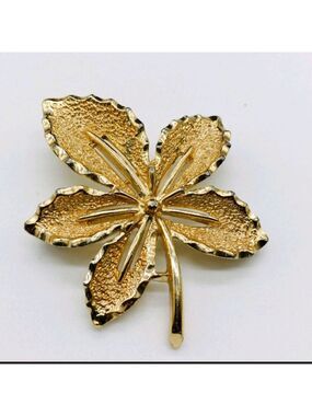 Vintage Sarah Coventry Gold Tone Fall Leaf Brooch 2.5" NWOT